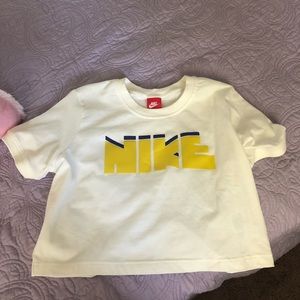 Vintage Looking Nike T-Shirt